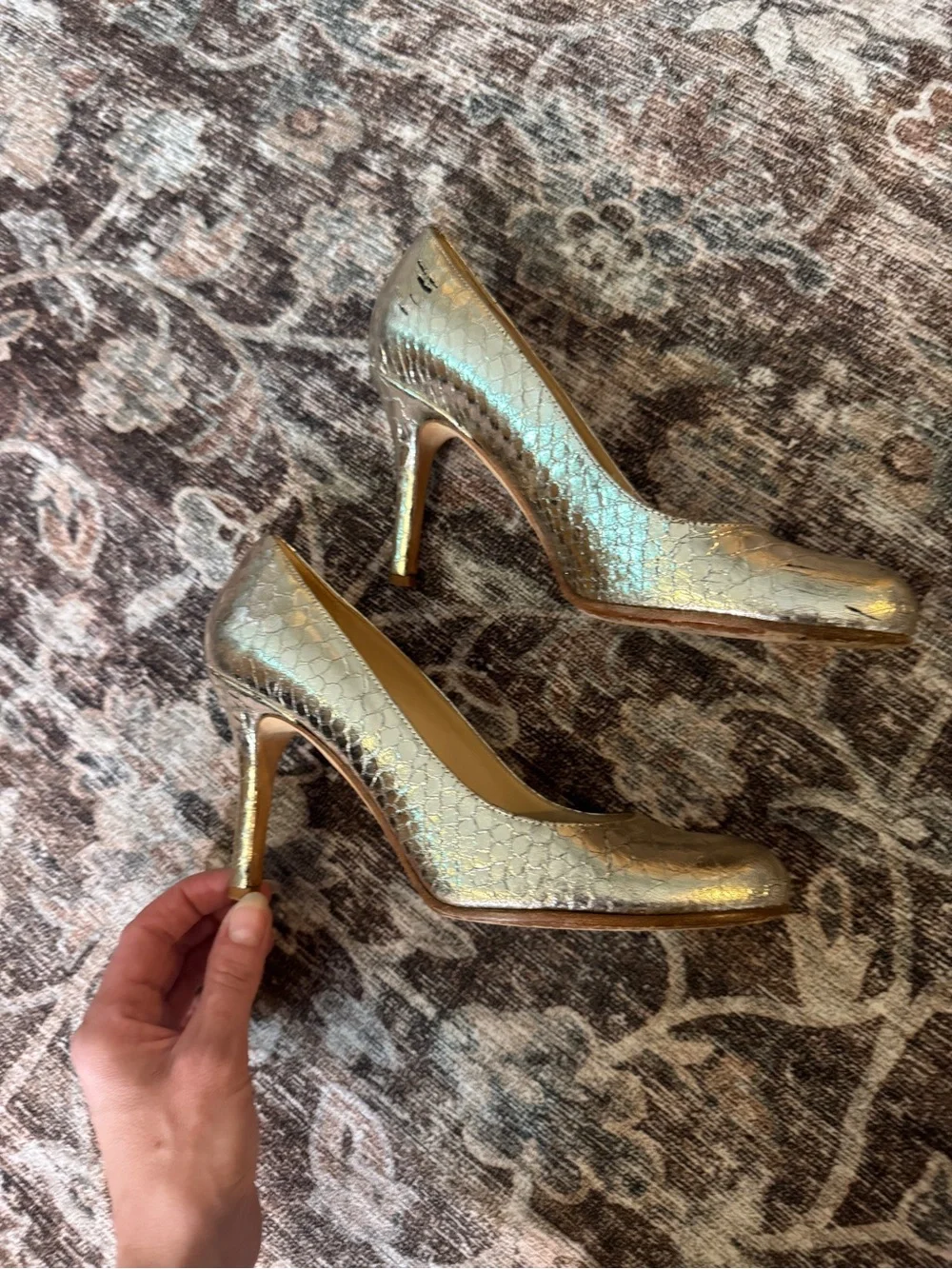 Kate Spade Gold Silver Textured Round Toe Pump - Women's Dress Heel